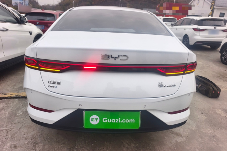 比亚迪 秦PLUS 2025款 DM-i 智驾版 55KM领先型车身外观6004