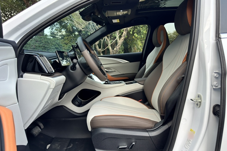 比亚迪 宋Pro新能源 2022款 DM-i 110km 旗舰型中控内饰7007