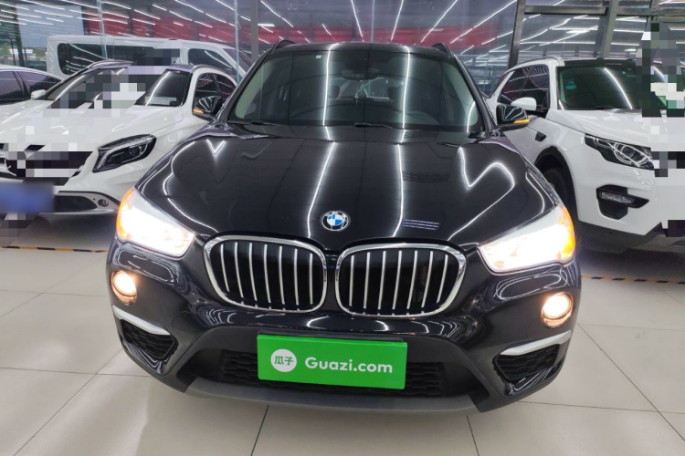 宝马X1 2018款 sDrive18Li 时尚型车身外观2