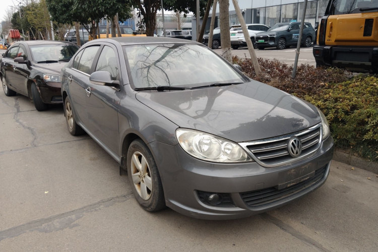 大众 朗逸 2011款 1.6L 手动品悠版车身外观3