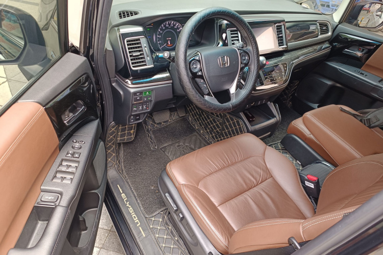 本田 艾力绅 2019款 2.0L 混动至尊版中控内饰7003