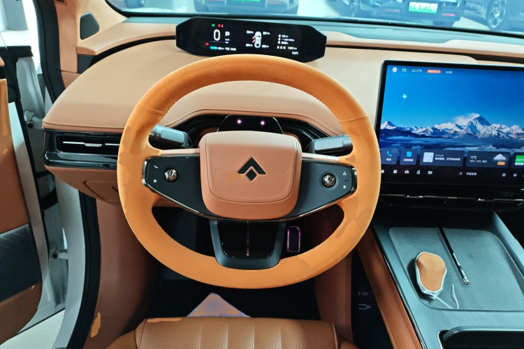 昊铂HT 2024款 670高阶智驾版中控内饰13