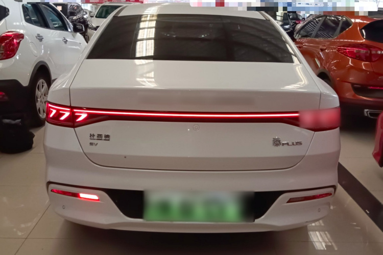 比亚迪 秦PLUS 2024款 荣耀版 EV 510KM领先型车身外观6004