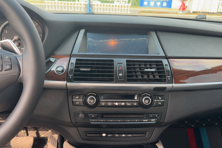 宝马X6（平行进口）局部细节16