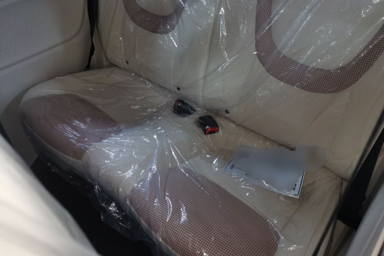 五菱汽车 宏光MINIEV 2024款 第三代 215km 青春版中控内饰21