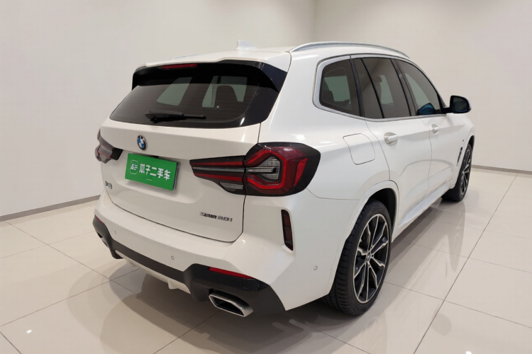 宝马X3 2023款 xDrive30i 领先型 M曜夜套装车身外观7