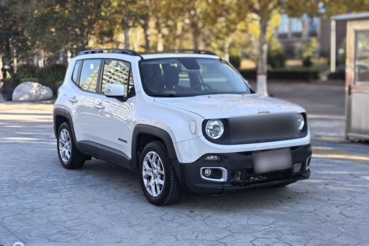 Jeep 自由侠 2017款  180T 自动劲能版车身外观6005