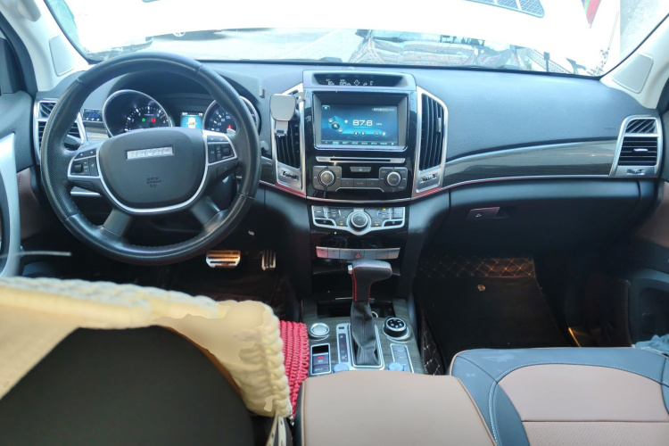 哈弗H9 2016款 2.0T 四驱豪华型 5座中控内饰12