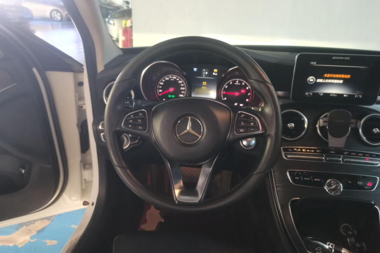 奔驰C级 2017款 改款 C 200 L 运动版局部细节13