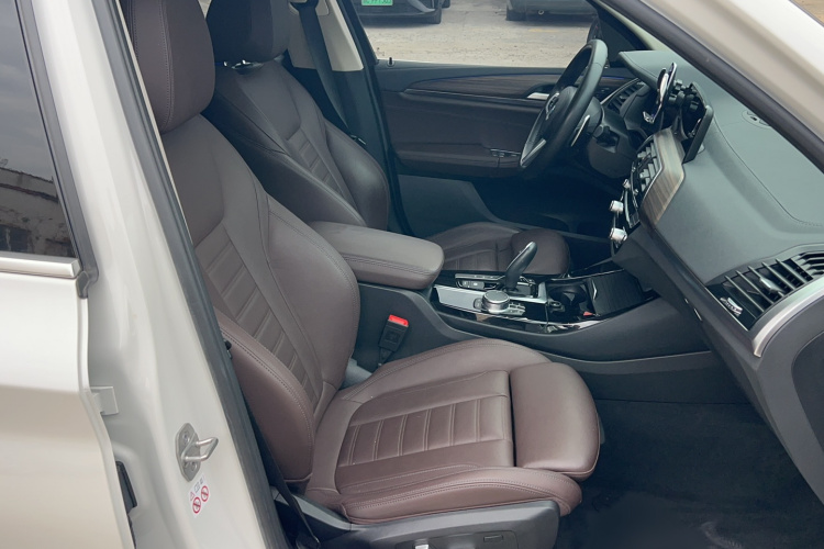 宝马X3 2021款 改款 xDrive28i M运动套装局部细节41