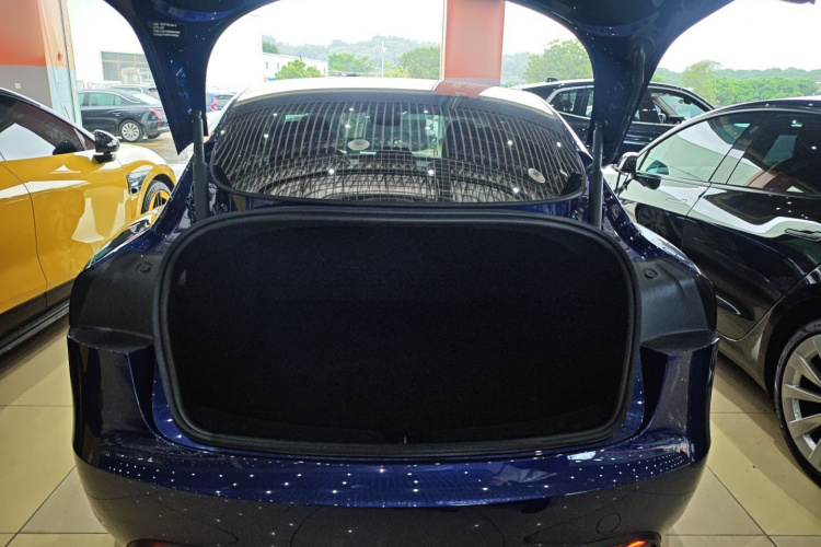 特斯拉 Model 3 2023款 后轮驱动版机舱底盘23