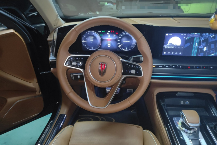 红旗H9 2025款 2.0T 两驱旗享豪华商务版 5座中控内饰13