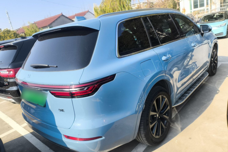 理想汽车 理想ONE 2021款 增程6座版车身外观7