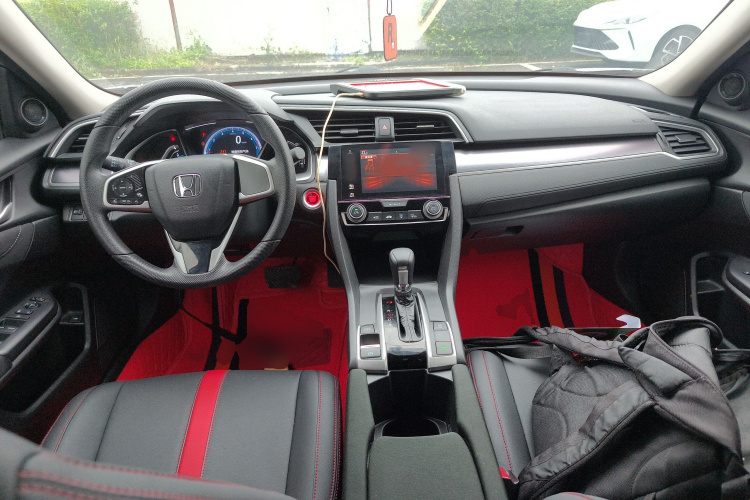 本田 思域 2016款 220TURBO CVT豪华版中控内饰12