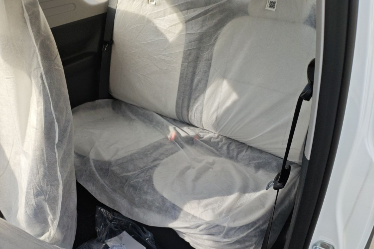 吉利银河 2025款 210km 熊猫骑士中控内饰21