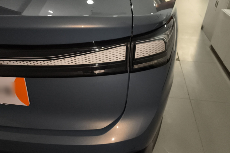 大众ID.7 VIZZION 2024款 首发版车身外观9