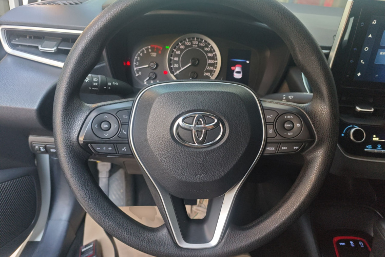 丰田 雷凌 2021款 185T CVT运动版局部细节13