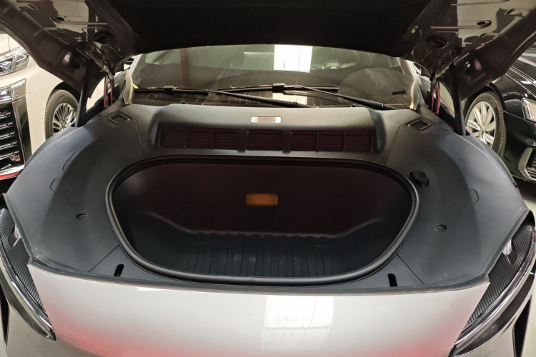 小米汽车 小米YU7 2025款 超长续航后驱版局部细节24