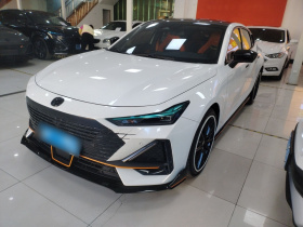 长安UNI-V 2023款 1.5T 运动版