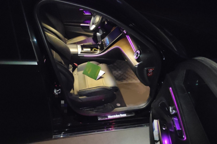 奔驰C级 2022款 改款 C 260 L局部细节9005