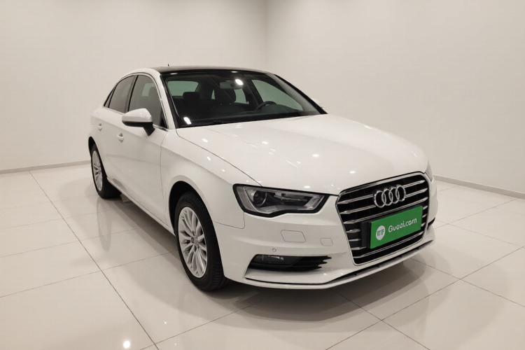 奥迪A3 2016款 Limousine 35 TFSI 领英型车身外观3