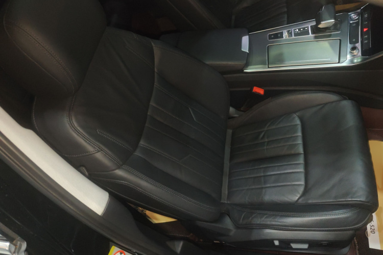 奥迪A6L 2020款 40 TFSI 豪华致雅型局部细节41
