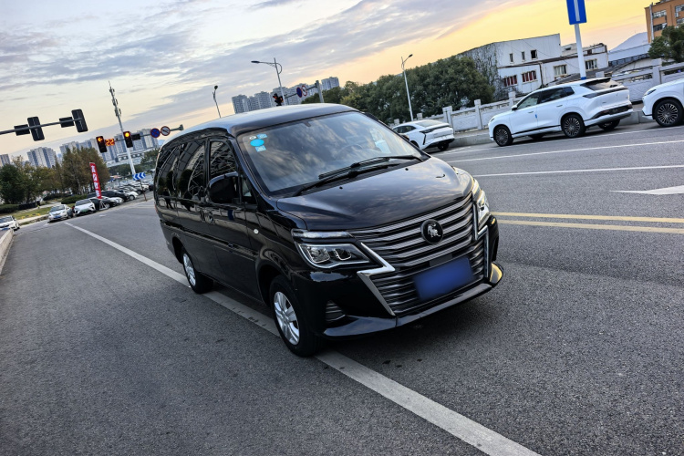 东风风行 菱智 2022款 奋斗款 M5L 1.6L 基本型 7座车身外观6003