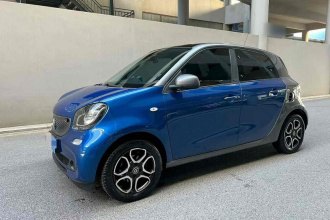 smart forfour 2016款 0.9T 66千瓦先锋版