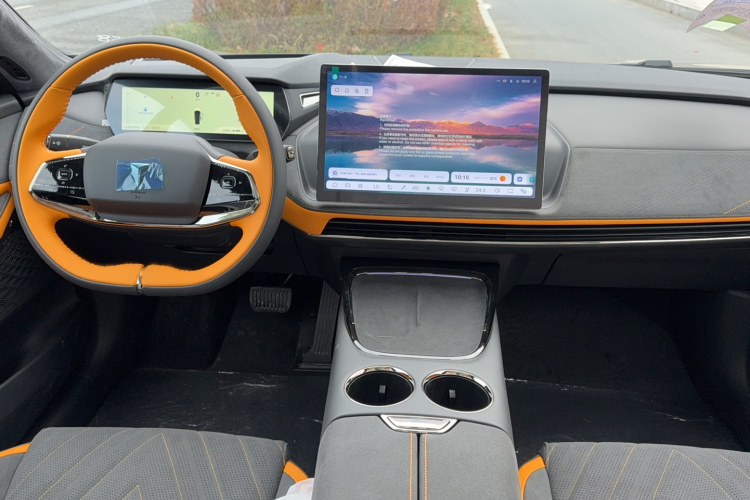 深蓝汽车 深蓝SL03 2025款 增程运动型中控内饰7003