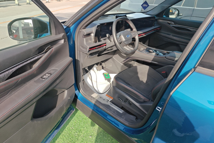福特 2023款 锐界L 2.0T EcoBoost E混动四驱七座 STLine中控内饰20