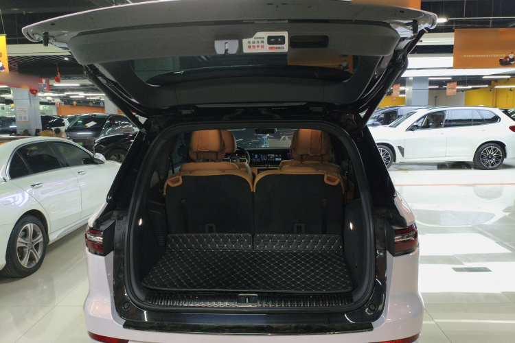 理想汽车 理想ONE 2020款 增程6座版局部细节23