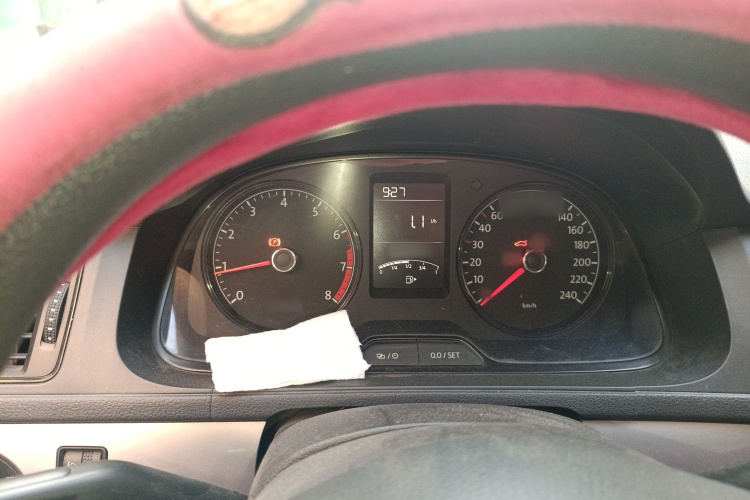 大众 朗逸 2013款 改款经典 1.6L 手动风尚版局部细节14