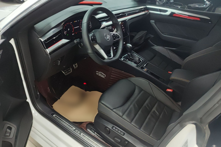 一汽-大众CC 2024款 380TSI 夺目版中控内饰20