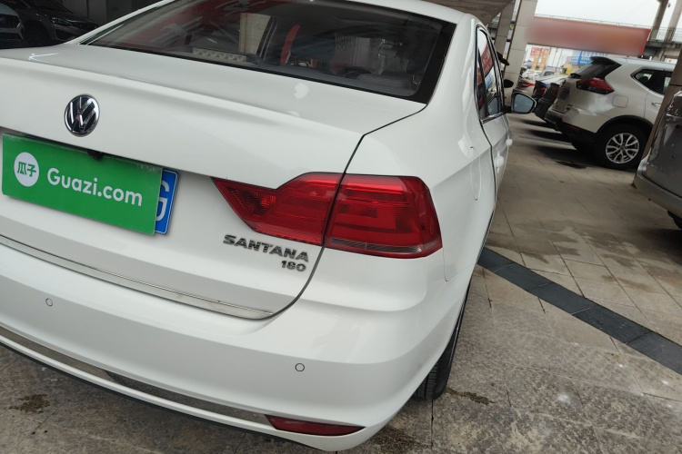 大众 桑塔纳 2016款 1.6L 自动舒适版车身外观9