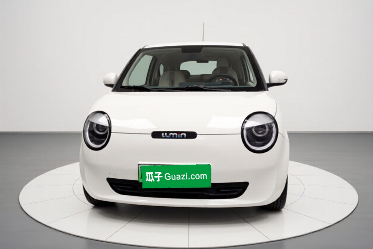 长安启源 长安Lumin 2022款 210km 香甜款车身外观2