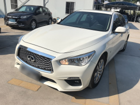 英菲尼迪Q50L 2022款 2.0T 舒适版
