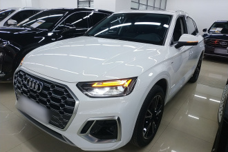 奥迪Q5L 2022款 40T 时尚动感型