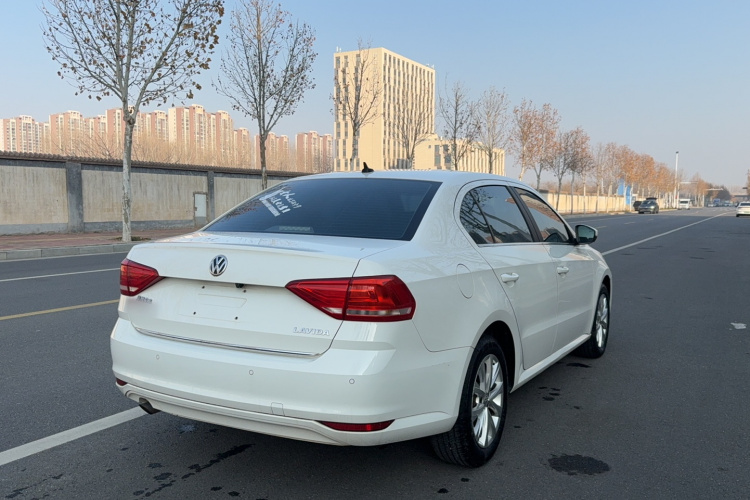 大众 朗逸 2017款 1.6L 自动舒适版车身外观6006