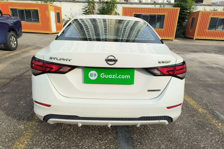 日产 轩逸 2020款 1.6L XL CVT智享版车身外观6004