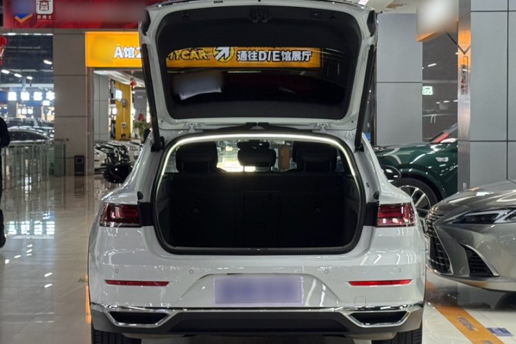 一汽-大众CC 2024款 猎装车 380TSI 猎心版中控内饰7005