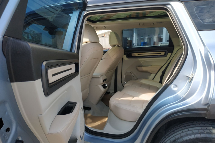 吉利汽车 吉利icon 2023款 1.5TD 巧克力醇巧版中控内饰7002