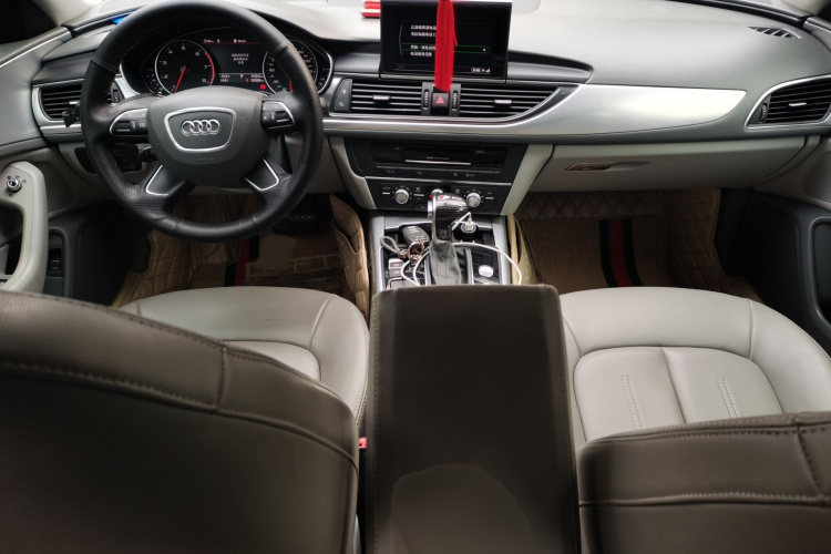 奥迪A6L 2014款 TFSI 标准型中控内饰7002
