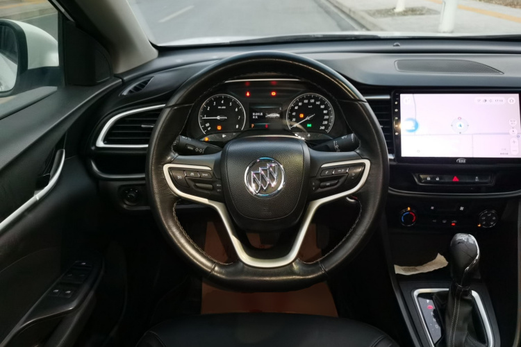 别克 英朗 2018款 18T 自动精英型中控内饰13