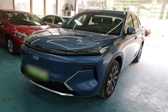 吉利银河 银河星舰7 EM-i 2025款 120km 领航版