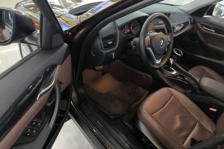 宝马X1 2015款 sDrive18i 时尚晋级版中控内饰20