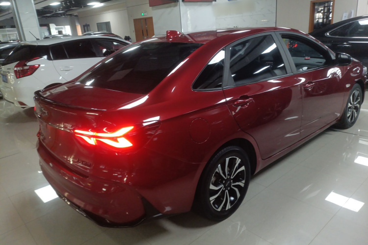 雪佛兰 科鲁泽 2019款 RS 330T 自动畅快版 国VI车身外观7