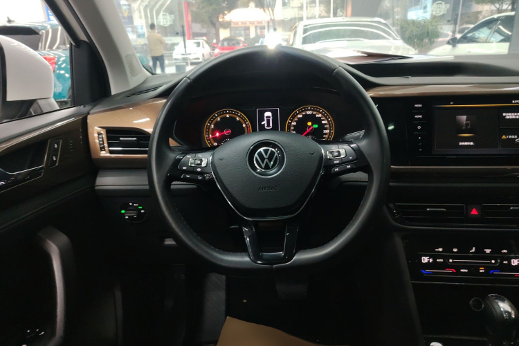 大众 途岳 2021款 280TSI 两驱舒适版中控内饰13