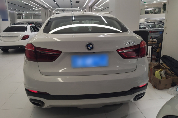 宝马X6（平行进口） 车身外观6