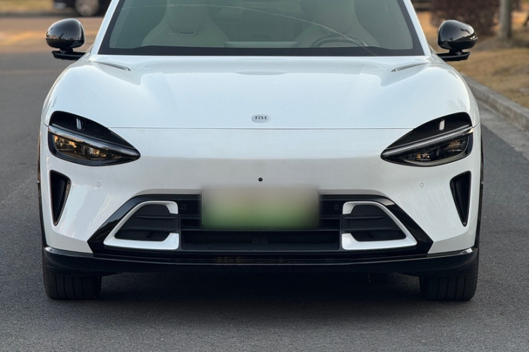 小米汽车 小米YU7 2025款 超长续航高性能四驱Max版车身外观6005