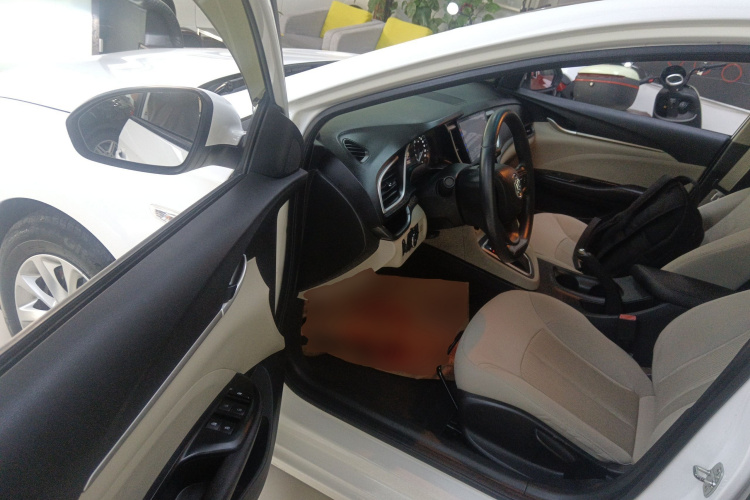 别克 英朗 2018款 15T 双离合进取型 国V中控内饰20